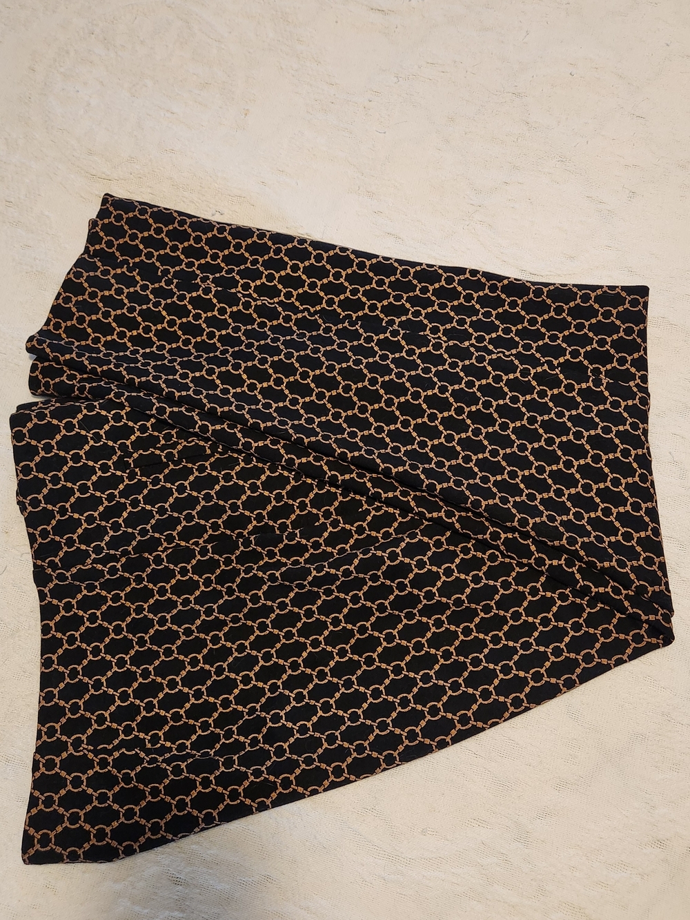 Chico's Black Pants With Chain Motif